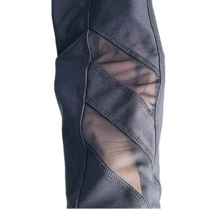 ✨2/$10✨Waist.14”-Mondetta Black Leggings with side Mesh